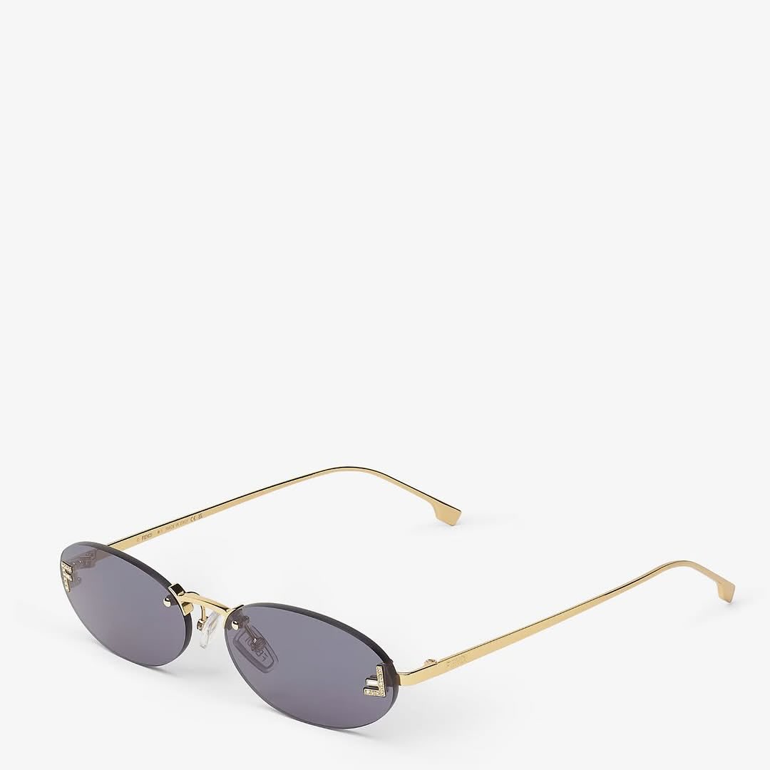 FENDİ FİRST I